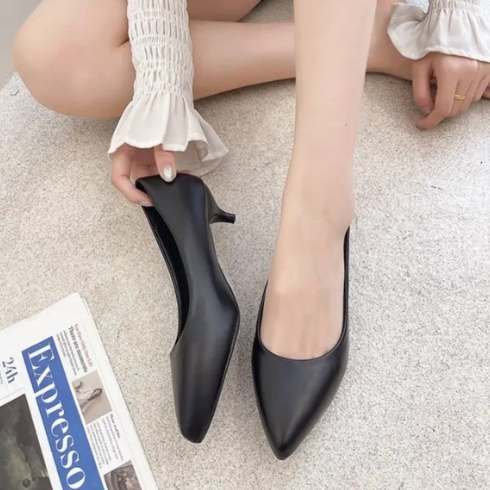 Women's Classic Black Court Pumps, Pointed Toe Slip On Soft Sole Kitten Heels